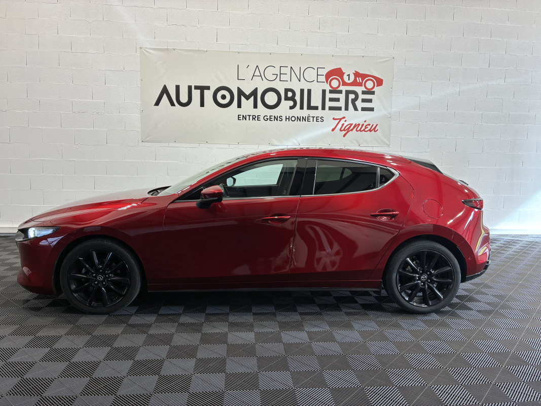 Mazda Mazda 3 — 5