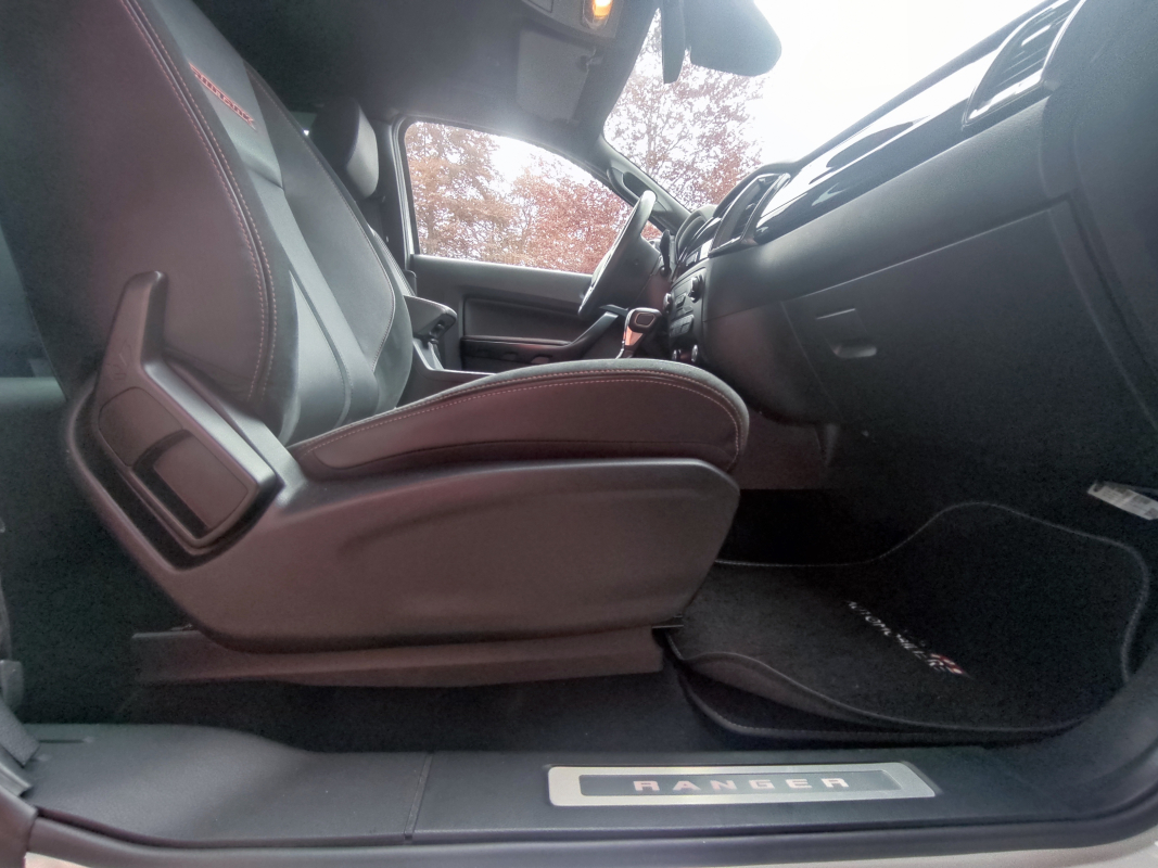 Ford Ranger — 24