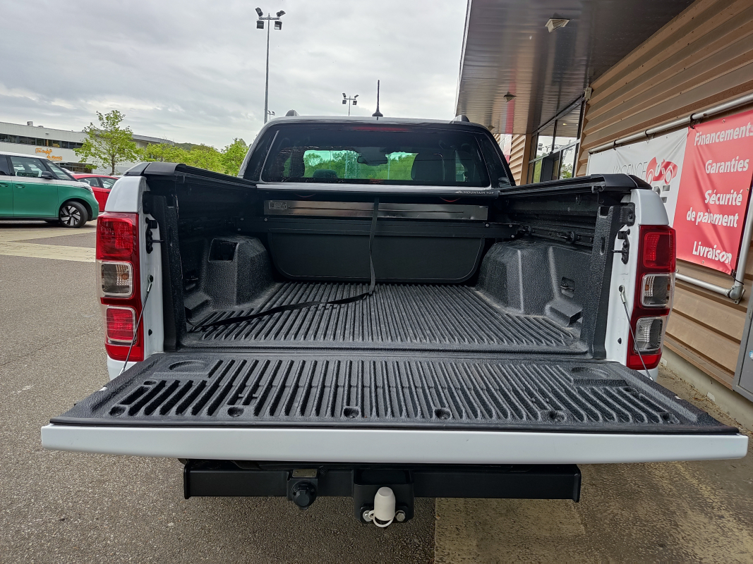 Ford Ranger — 32