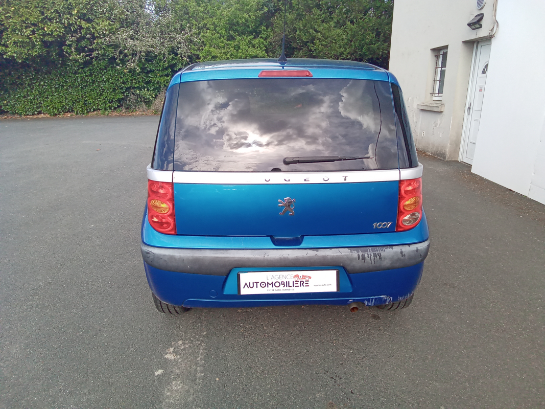 Peugeot 1007 — 4