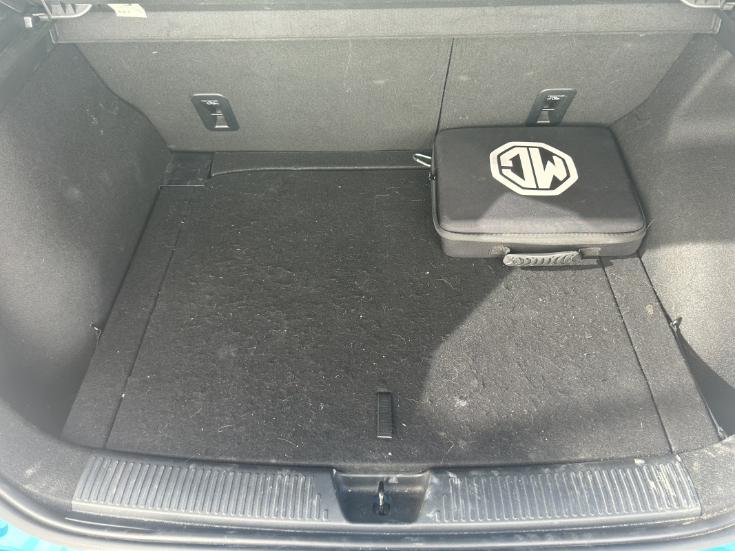 MG/MG Motor MG4 — 25