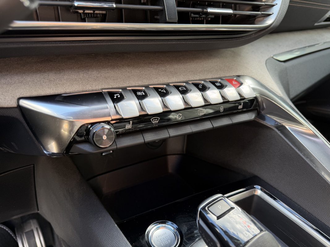 Peugeot 3008 — 23