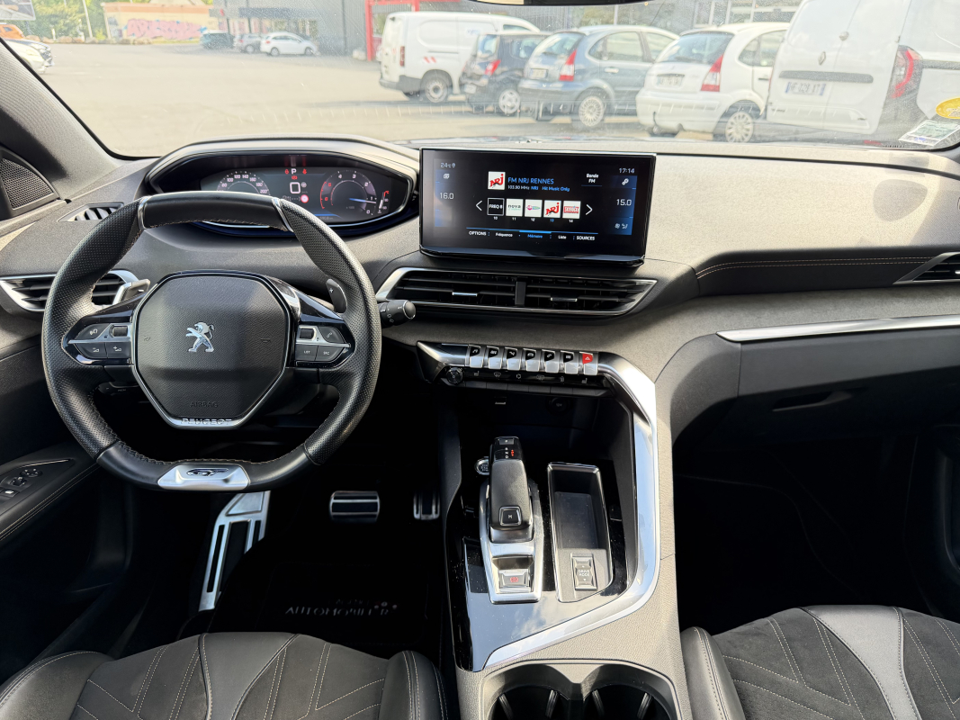 Peugeot 3008 — 12