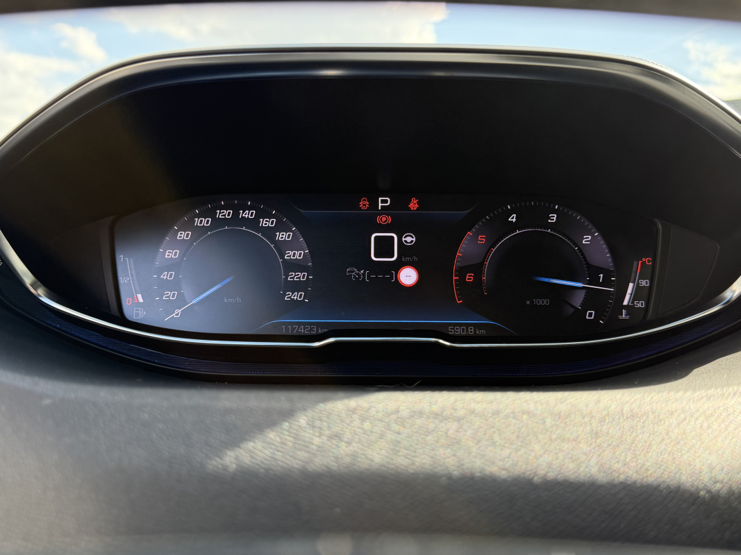 Peugeot 3008 — 14