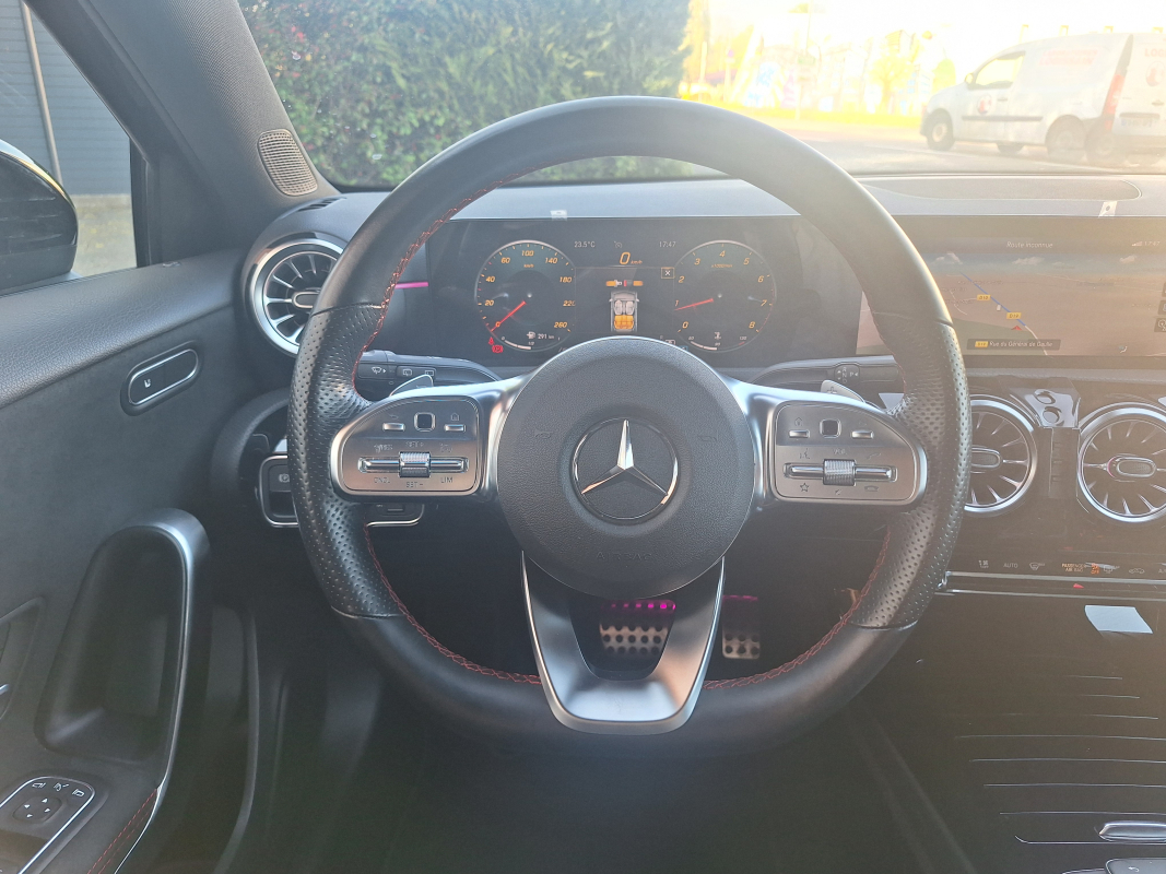 Mercedes Classe A — 17