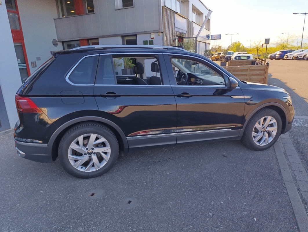 Volkswagen Tiguan — 11