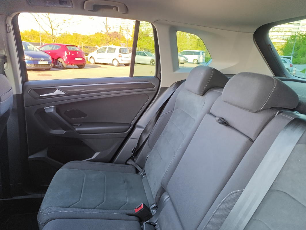 Volkswagen Tiguan — 16