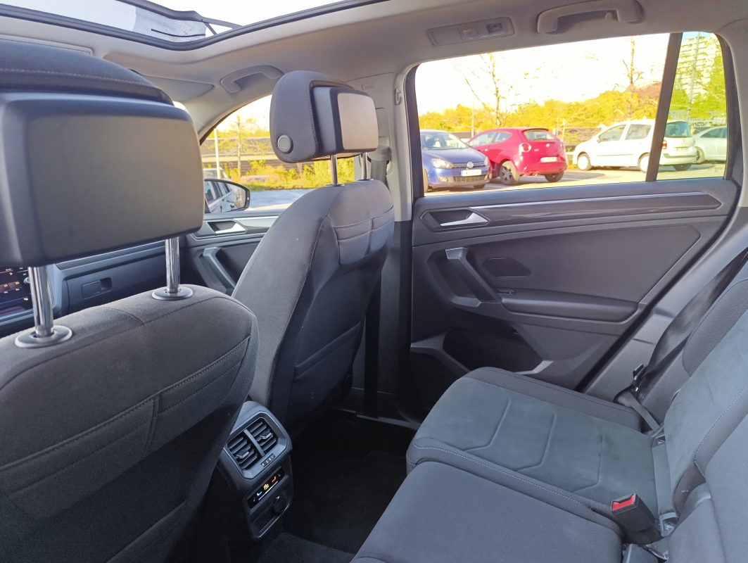 Volkswagen Tiguan — 17