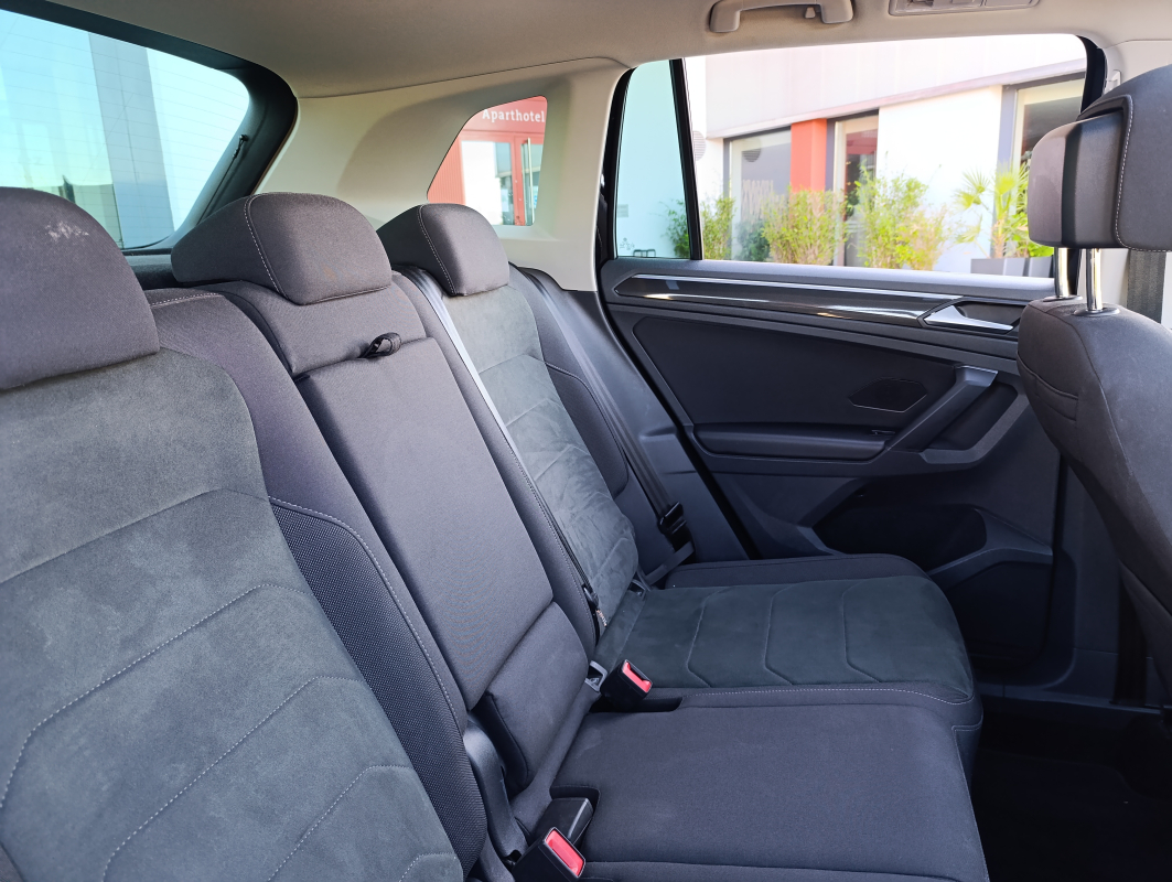Volkswagen Tiguan — 18