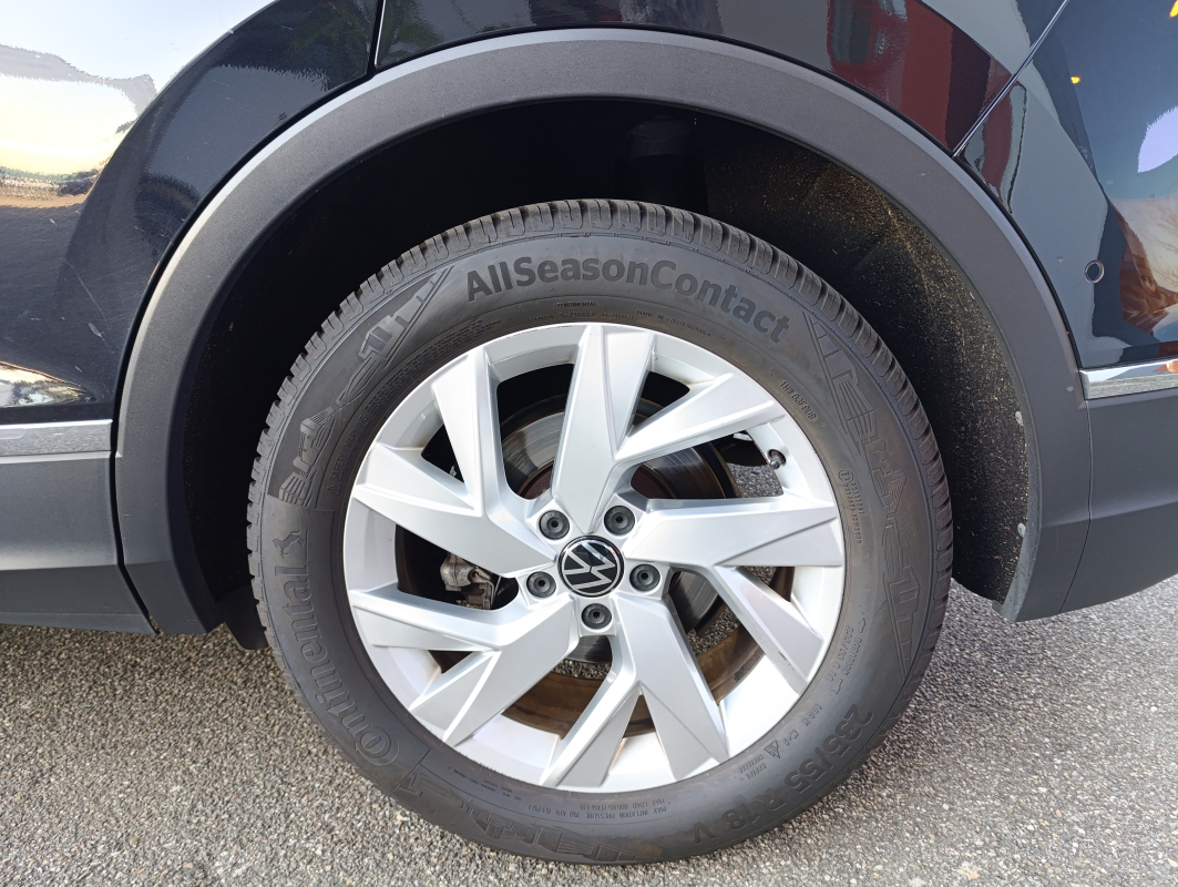 Volkswagen Tiguan — 34