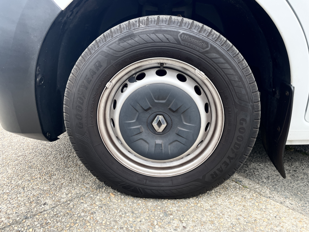 Renault Master — 16