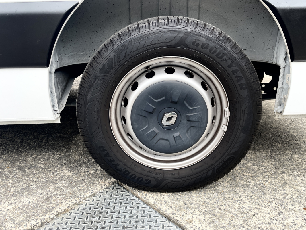 Renault Master — 17