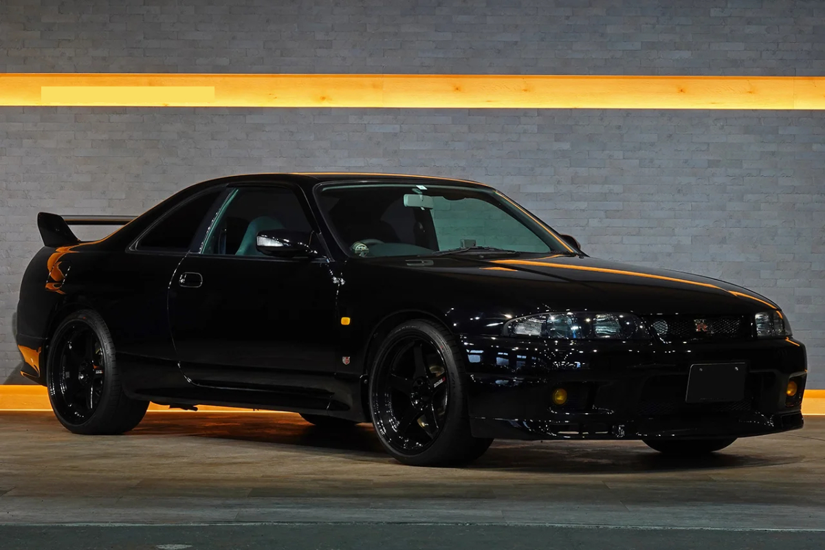 Nissan Skyline — 7