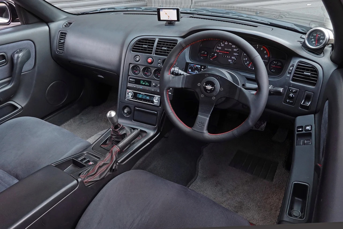 Nissan Skyline — 9