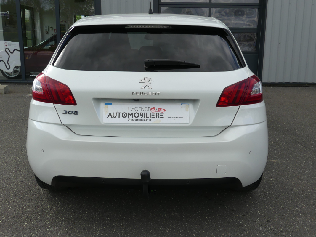 Peugeot 308 — 4