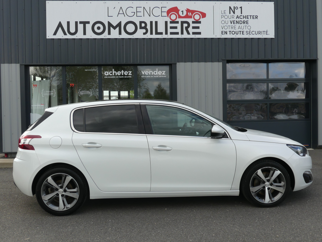Peugeot 308 — 6