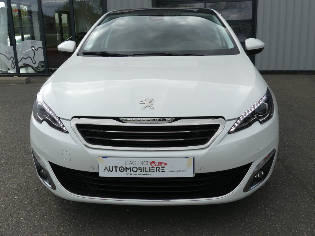 Peugeot 308 — 8