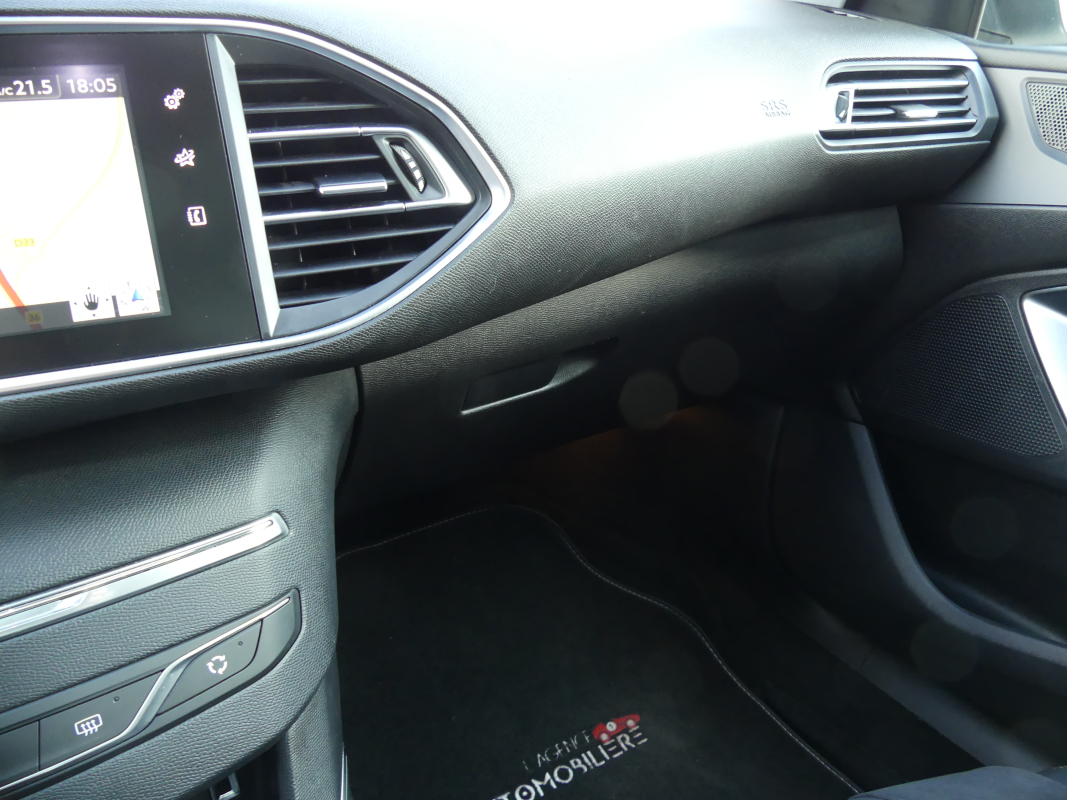 Peugeot 308 — 25