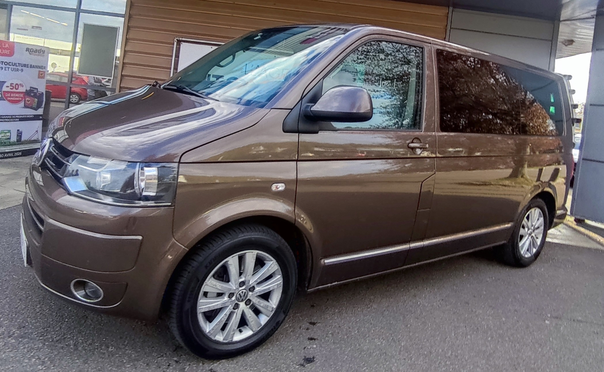 Volkswagen Multivan — 10