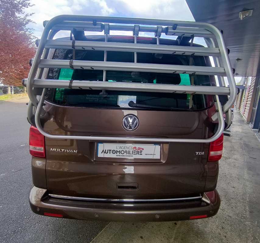 Volkswagen Multivan — 7