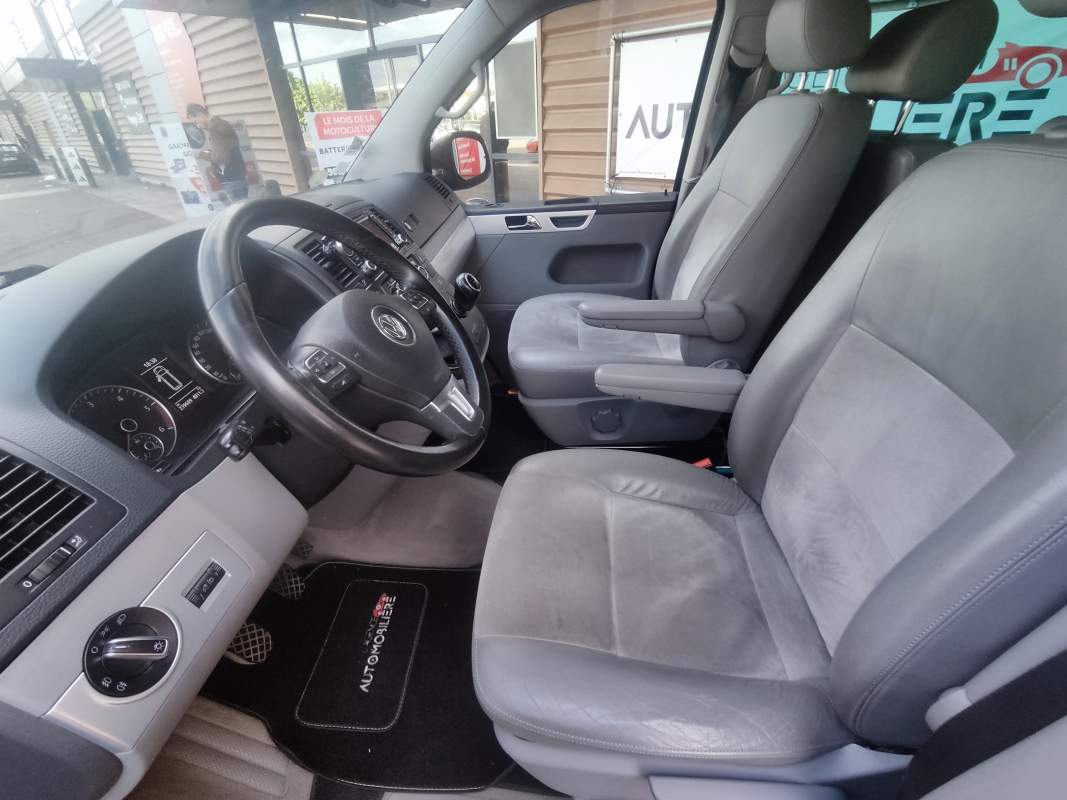 Volkswagen Multivan — 11