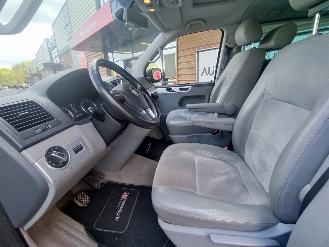 Volkswagen Multivan — 12