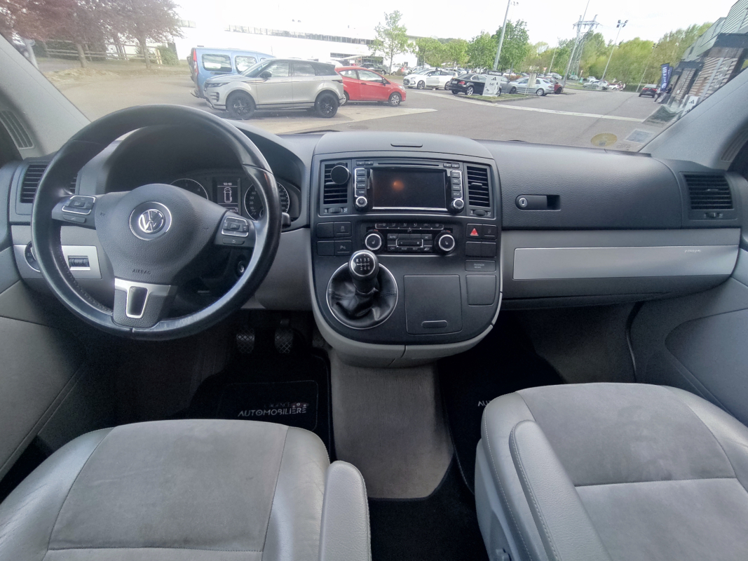 Volkswagen Multivan — 28