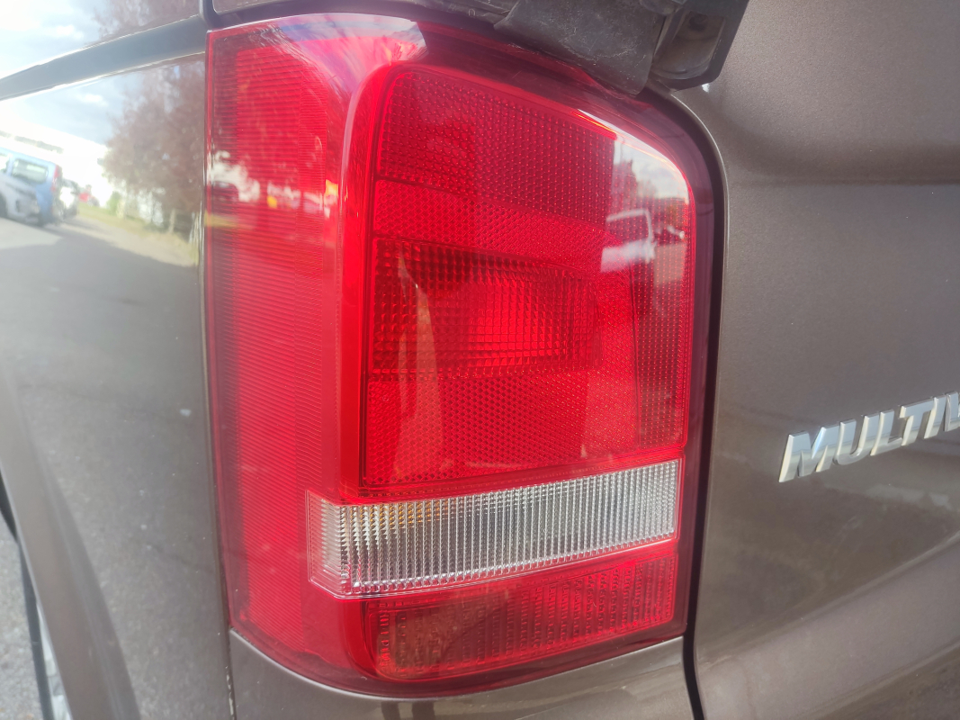 Volkswagen Multivan — 33