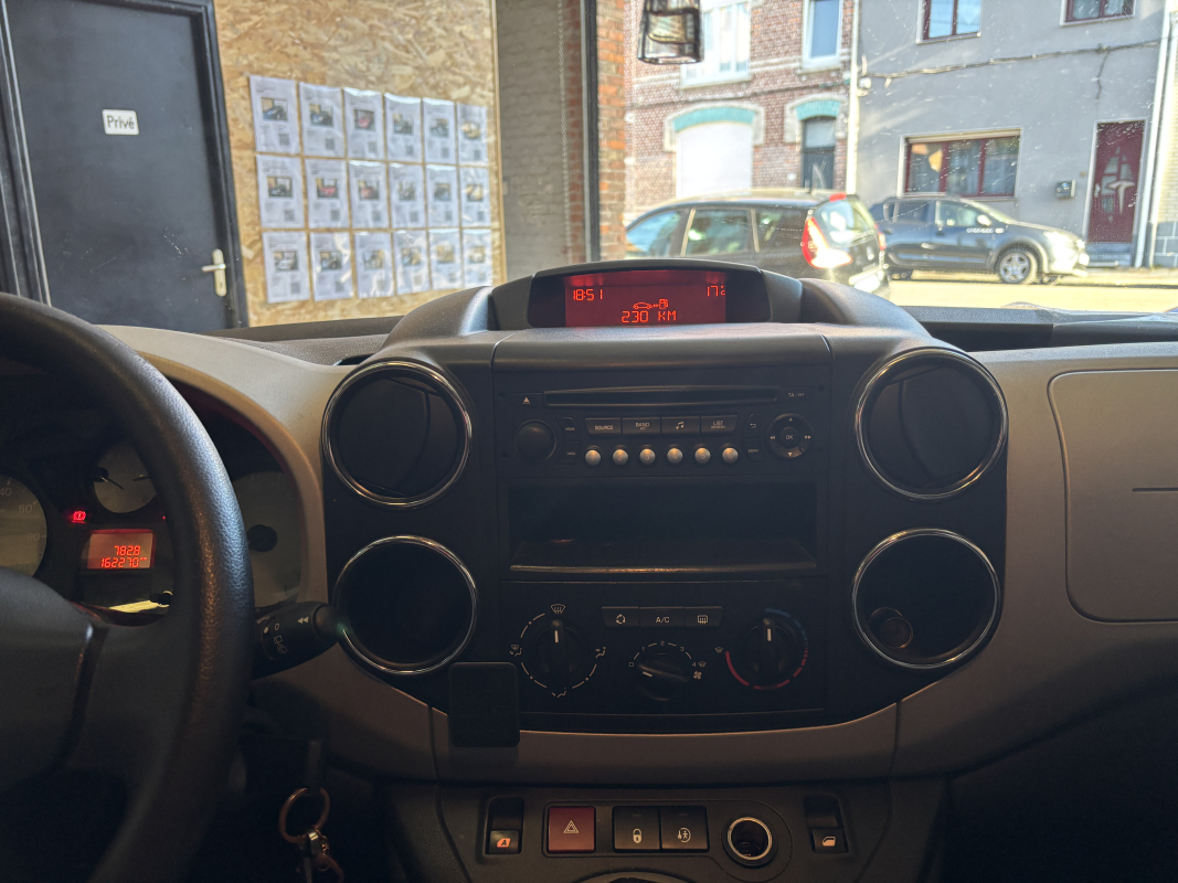 Peugeot Partner Tepee — 23