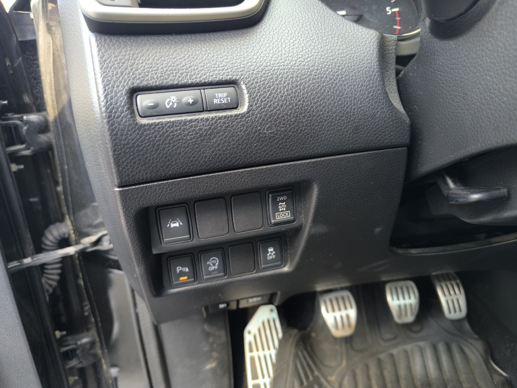 Nissan Qashqai — 19