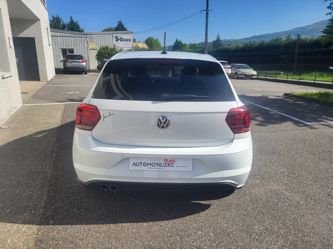 Volkswagen Polo — 4