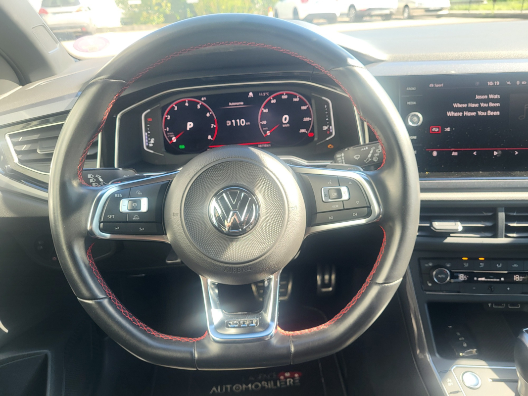 Volkswagen Polo — 16