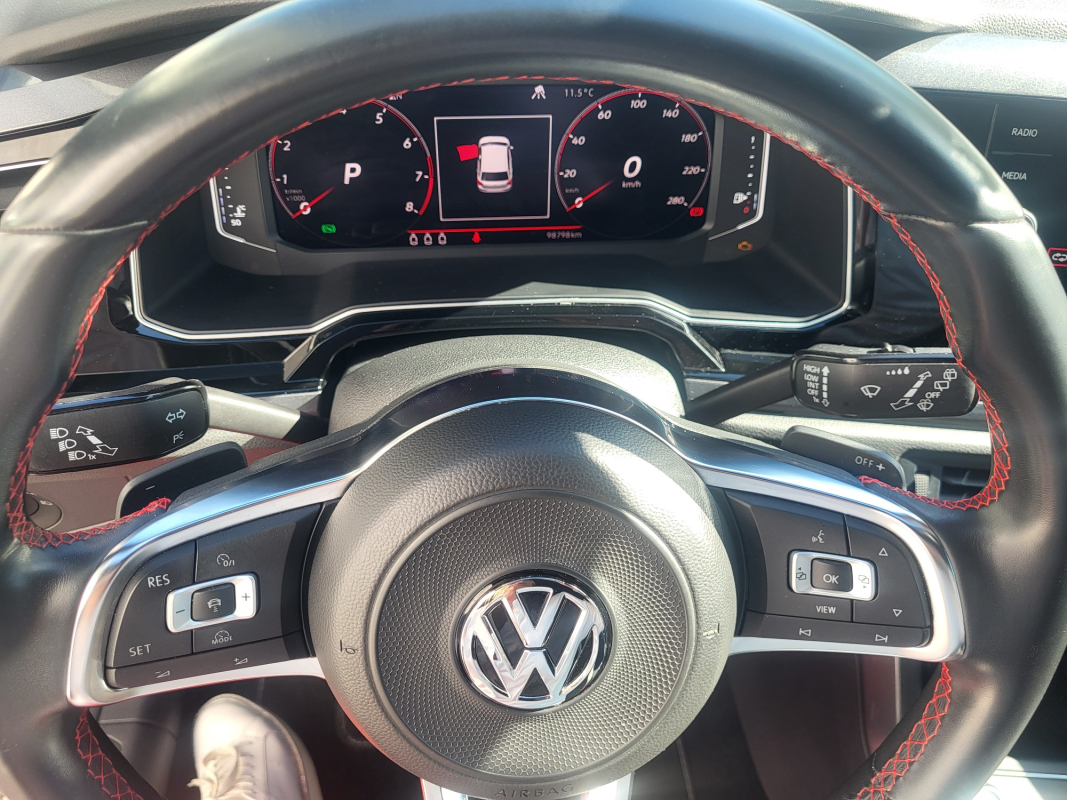 Volkswagen Polo — 17