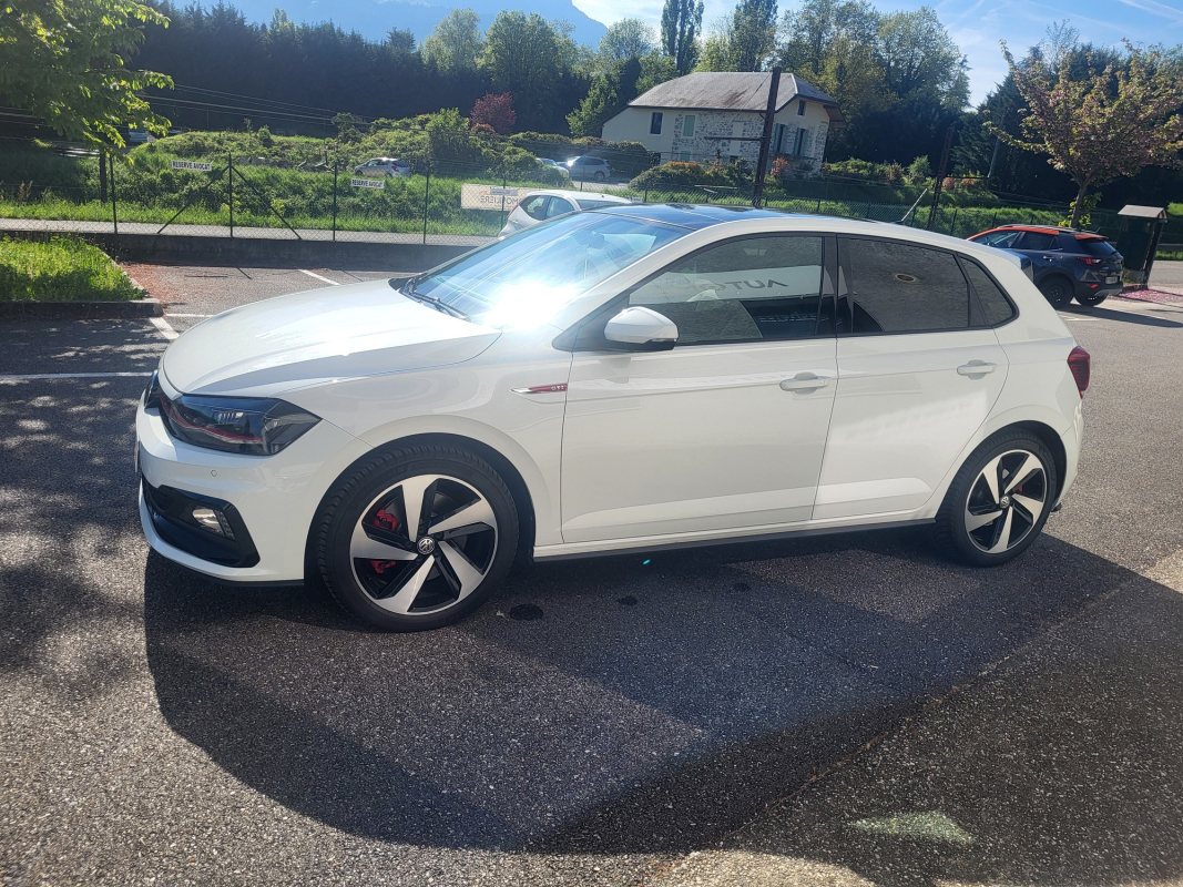Volkswagen Polo — 6