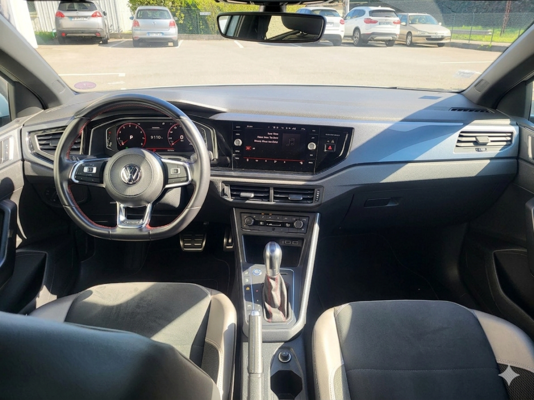 Volkswagen Polo — 9