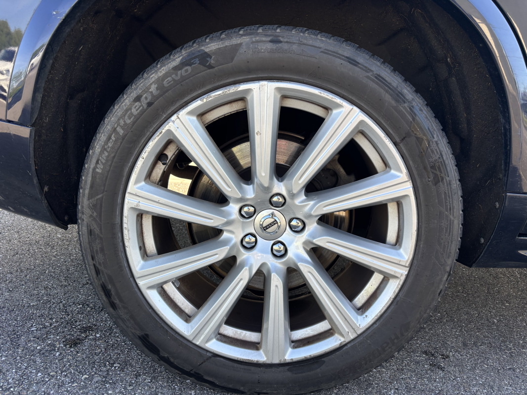Volvo XC90 — 27