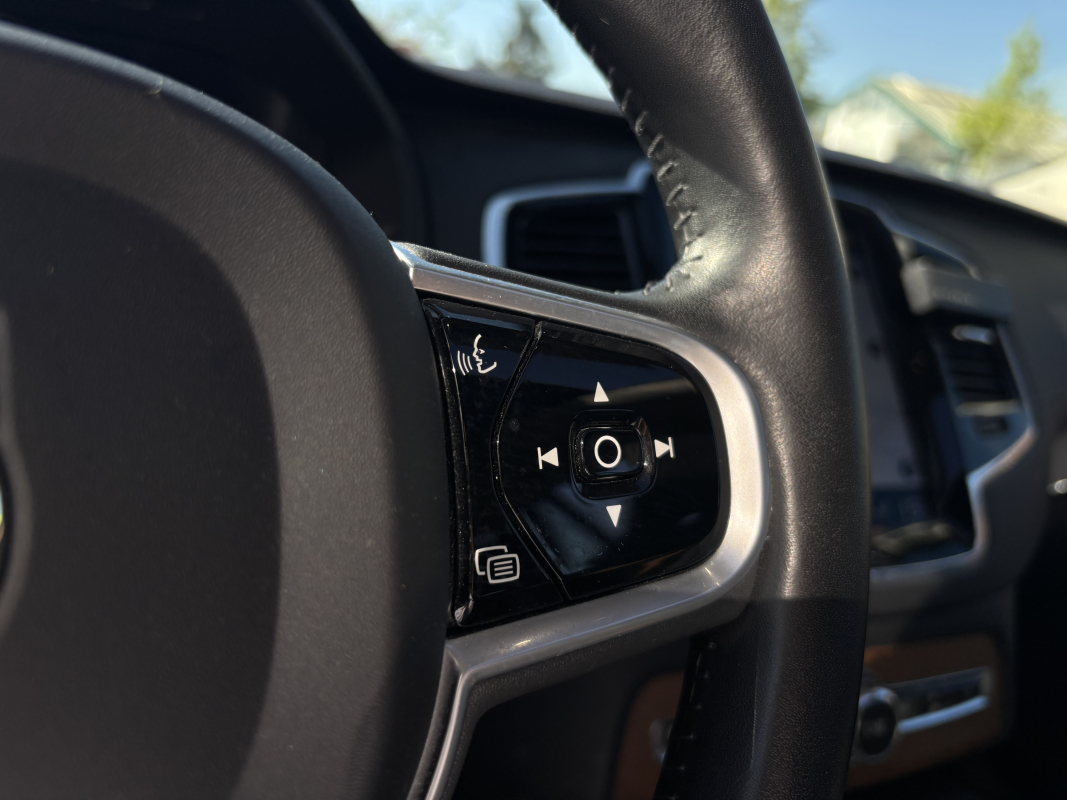 Volvo XC90 — 21