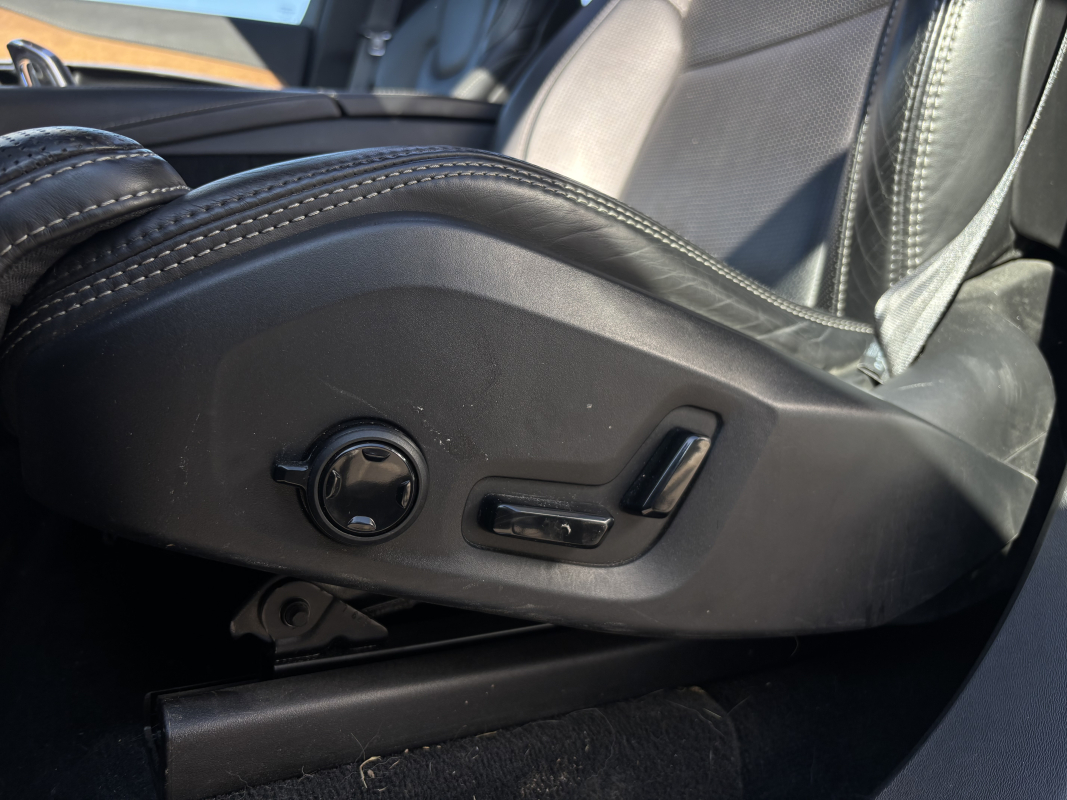 Volvo XC90 — 22