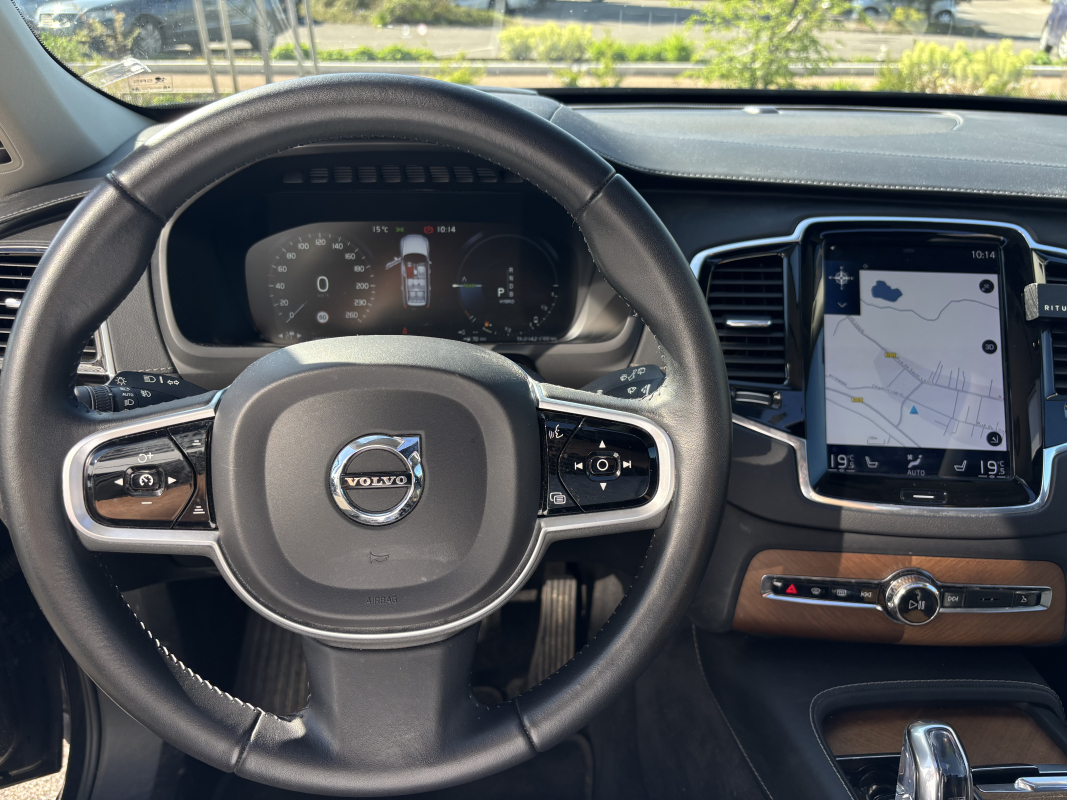 Volvo XC90 — 13