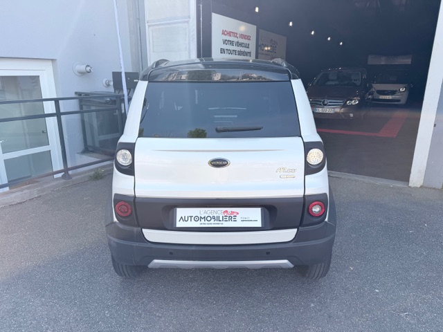MICROCAR MGO X — 17