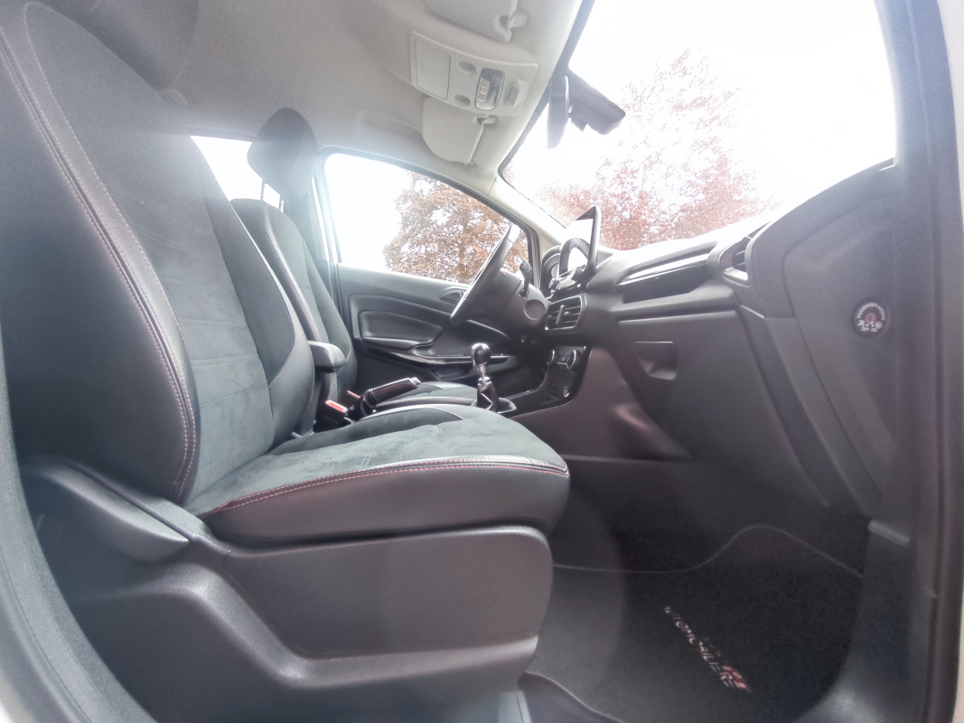 Ford Ecosport — 26