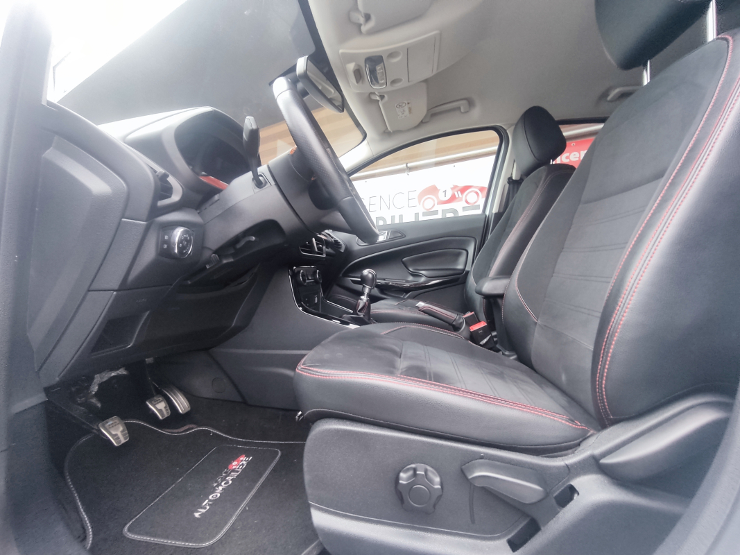 Ford Ecosport — 24