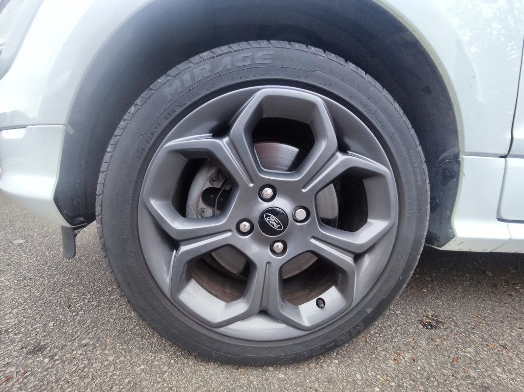 Ford Ecosport — 36