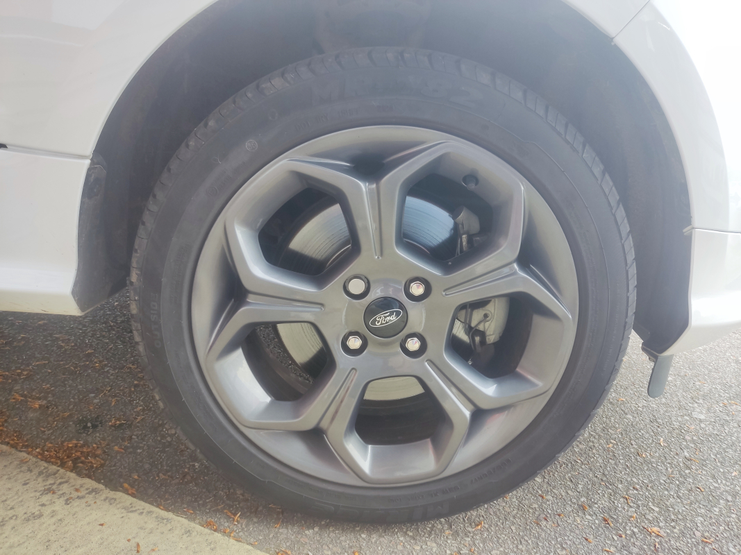 Ford Ecosport — 37
