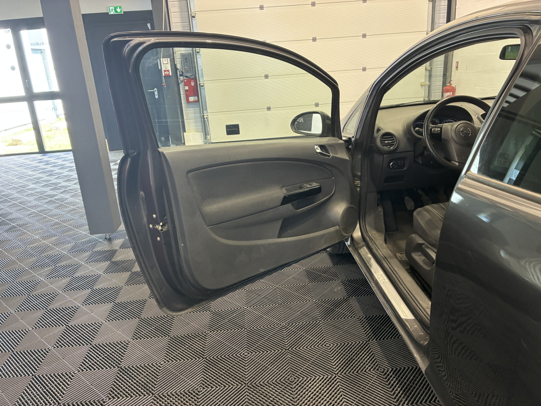 Opel Corsa — 10