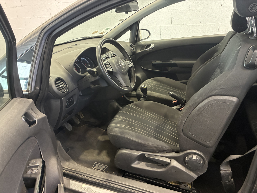 Opel Corsa — 11