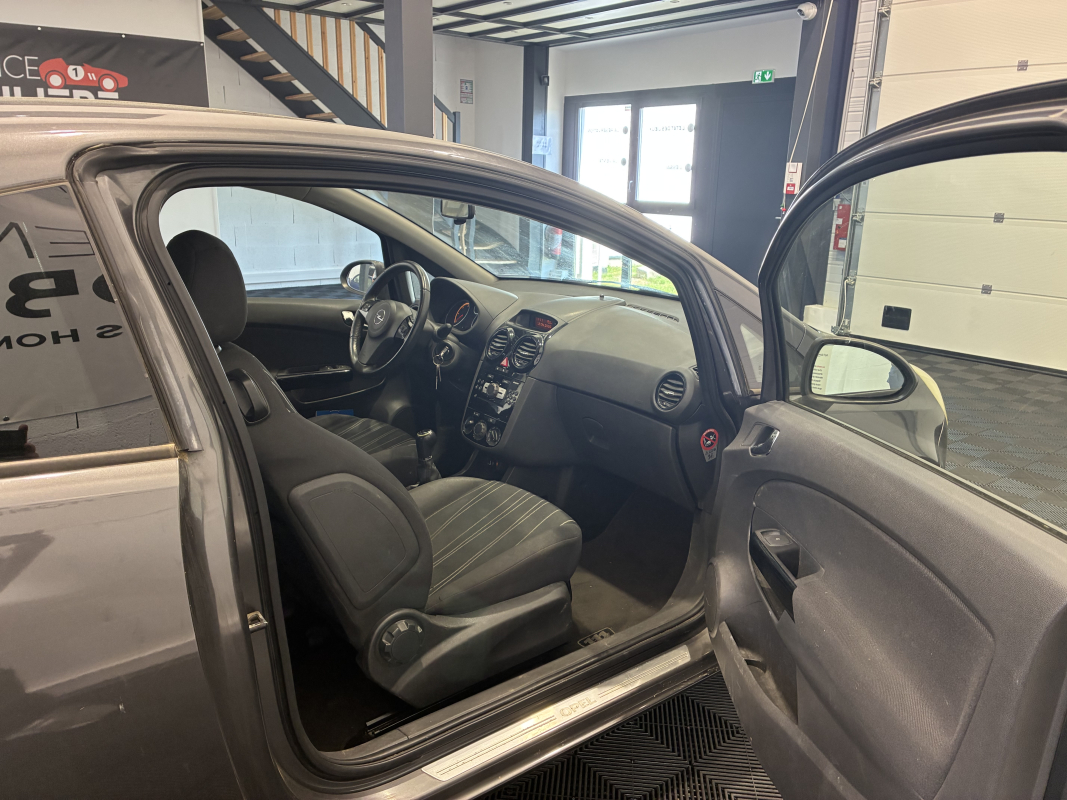 Opel Corsa — 14