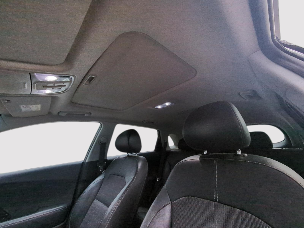 Kia Niro — 12