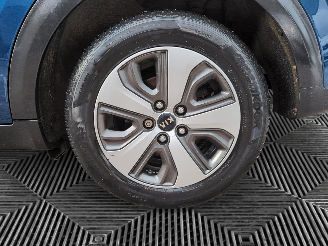 Kia Niro — 30