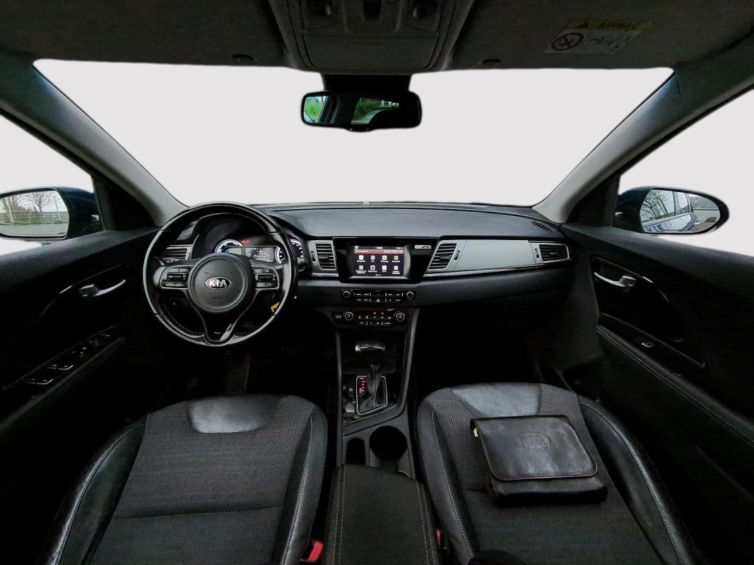 Kia Niro — 11